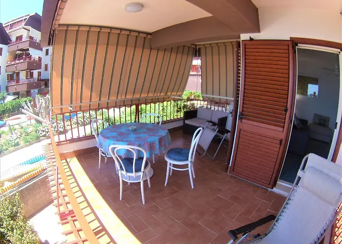 Sea Beach Taormina Apartment