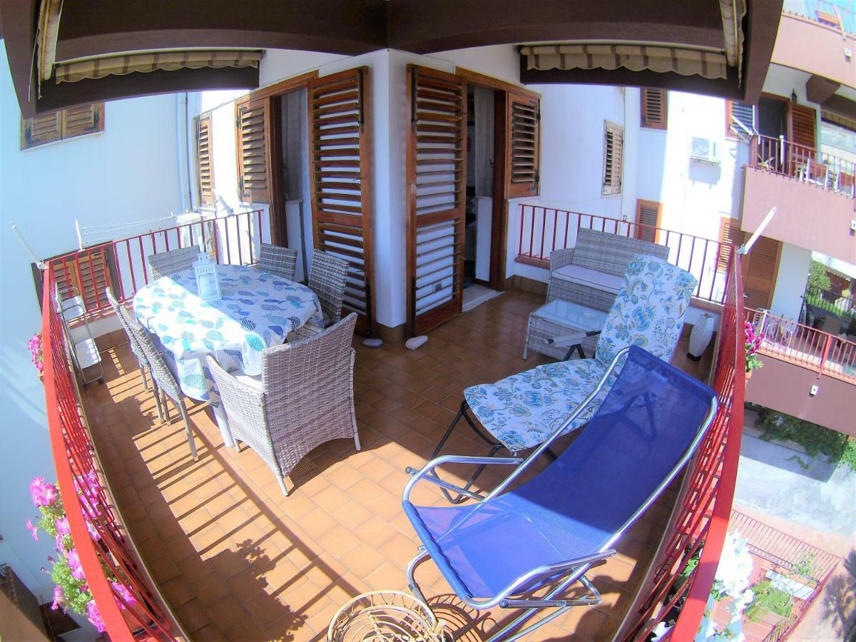 Sea Beach Taormina Apartment Letojanni